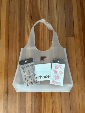 RHODE bundle from Newport, Rhode Island pop up.
